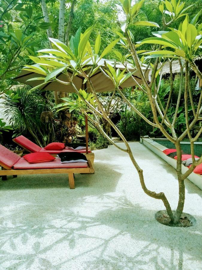 Tanjungan Hotell Gili Gede Exteriör bild