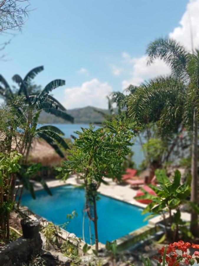 Tanjungan Hotell Gili Gede Exteriör bild