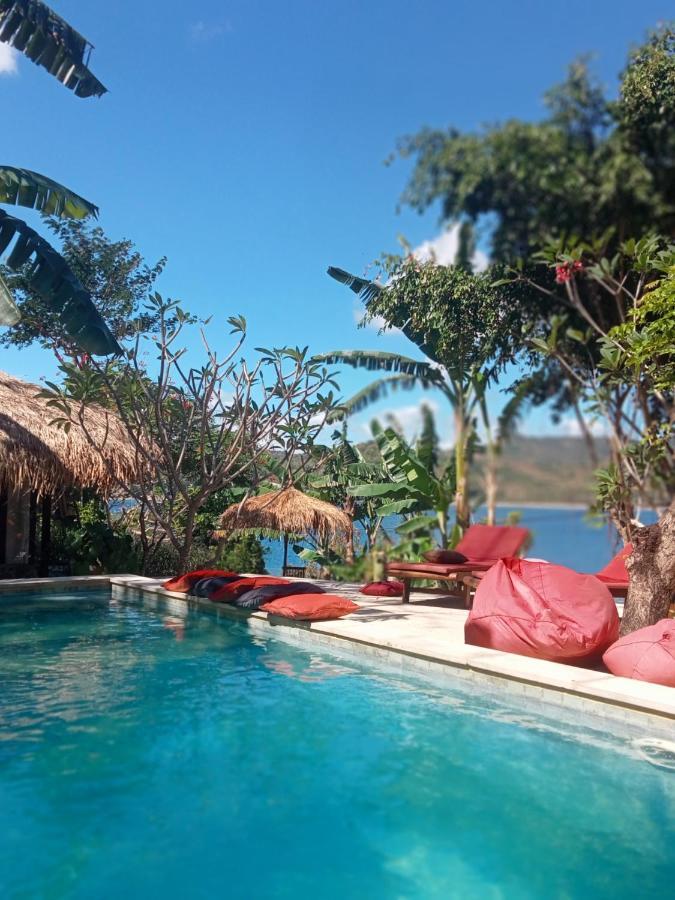 Tanjungan Hotell Gili Gede Exteriör bild