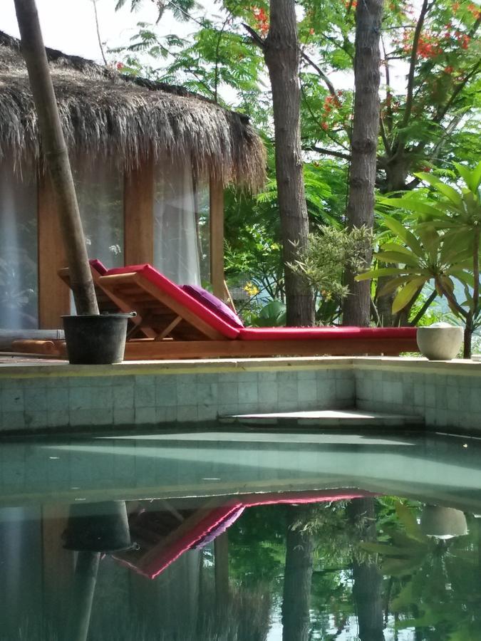 Tanjungan Hotell Gili Gede Exteriör bild